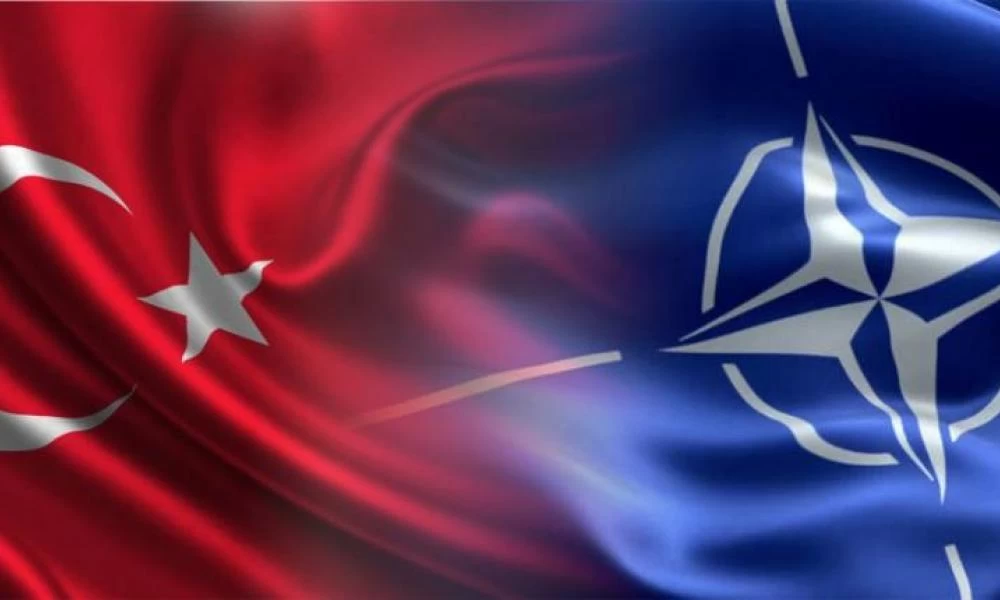 Πώς η Τουρκία διαλύει το ΝΑΤΟ και η συμμαχία καταρρέει σαν «χάρτινος πύργος»